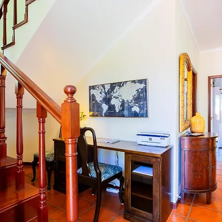 Tranquil Oasis: 3 Bedroom Sea View With Lush Yard * فونشال